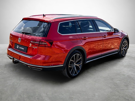 Volkswagen Passat Alltrack 5 of 25