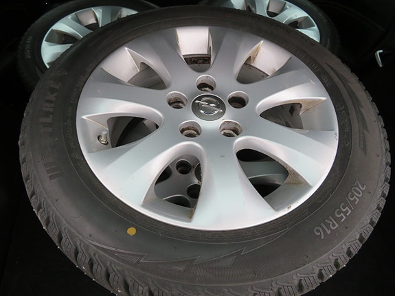 Opel Astra 12 of 30