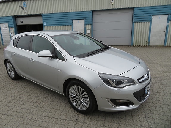 Opel Astra 10 of 30