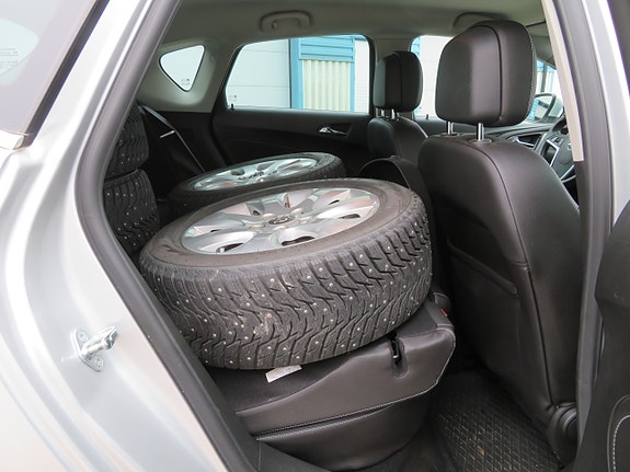 Opel Astra 18 of 30