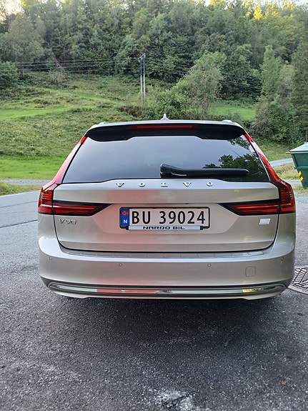 Volvo V90 5 of 25