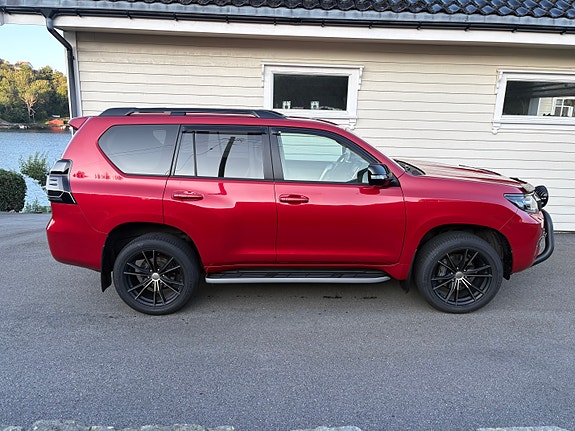 Toyota Land Cruiser 6 of 25