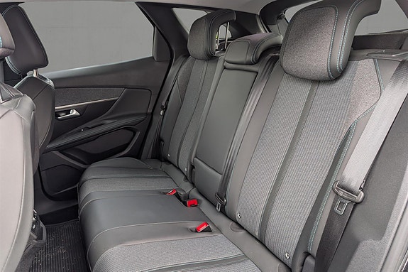 Peugeot 3008 16 of 21