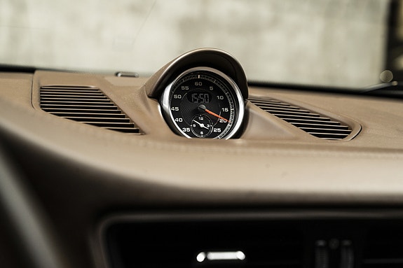 Porsche 911 22 of 30