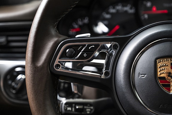 Porsche 911 15 of 30