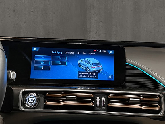 Mercedes-Benz EQC400 24 of 27