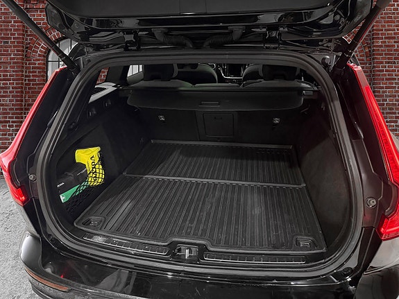 Volvo V60 Cross Country 26 of 26