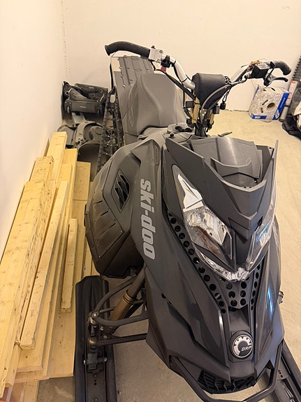 Ski-doo XM 1200 Turbo 2 of 4