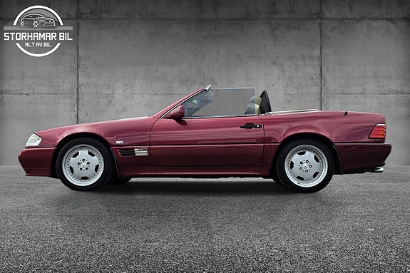Mercedes-Benz SL500 6 of 30