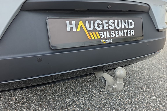 Polestar 4 12 of 22