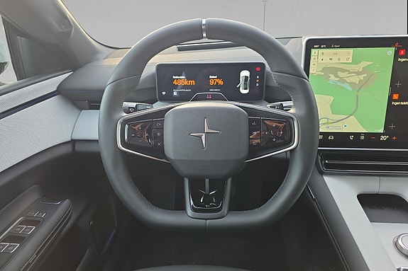 Polestar 4 13 of 22