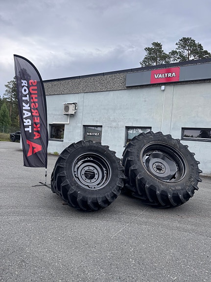 Hjulsett Valtra G serie Trelleborg 480/65R28  600/65R38 2025, kr 100 000,-