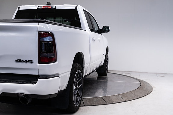 Dodge RAM 1500 14 of 30