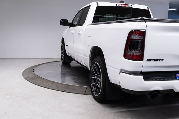 Dodge RAM 1500 13 of 30