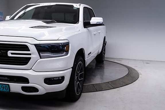 Dodge RAM 1500 10 of 30