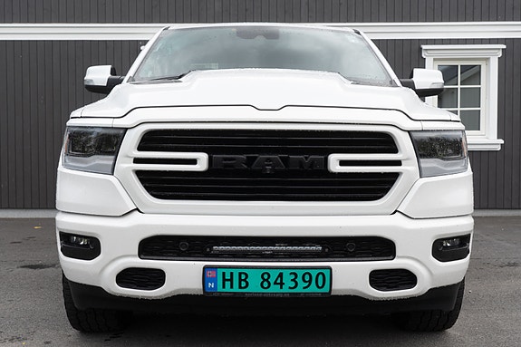 Dodge RAM 1500 3 of 30