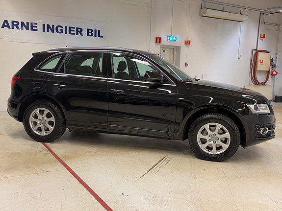 Audi Q5 2 of 29