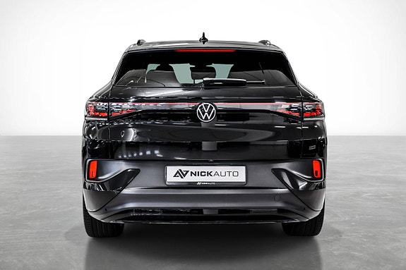 Volkswagen ID.4 GTX 8 of 30