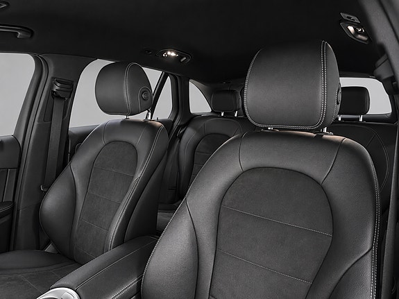 Mercedes-Benz GLC350 e 13 of 26