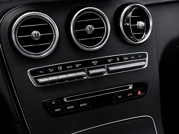 Mercedes-Benz GLC350 e 23 of 26