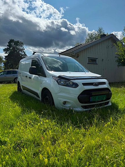 Ford Transit Connect 3 of 6