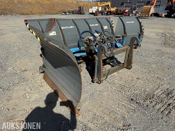 Andre Snowek U480 3 of 30