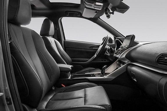 Mitsubishi Eclipse Cross 17 of 28