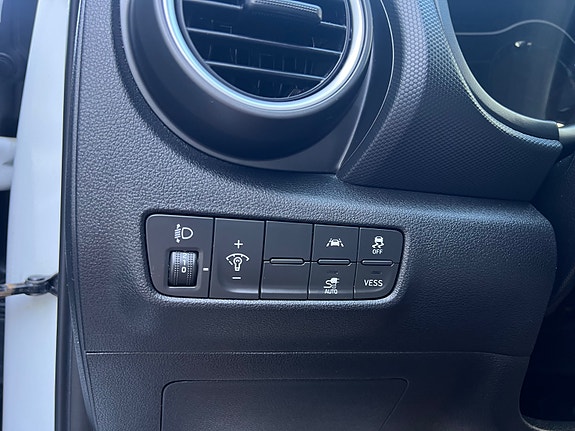 Hyundai Kona 20 of 25
