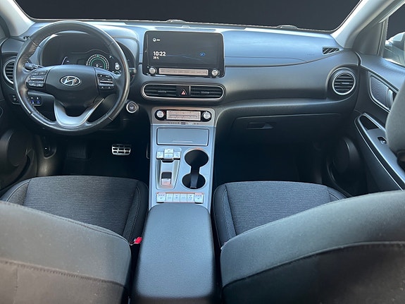 Hyundai Kona 14 of 25