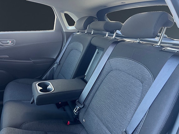 Hyundai Kona 13 of 25