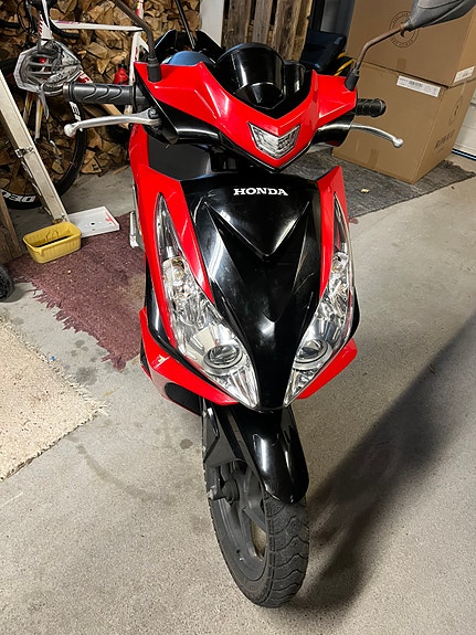 Honda NSC 50 4 of 8