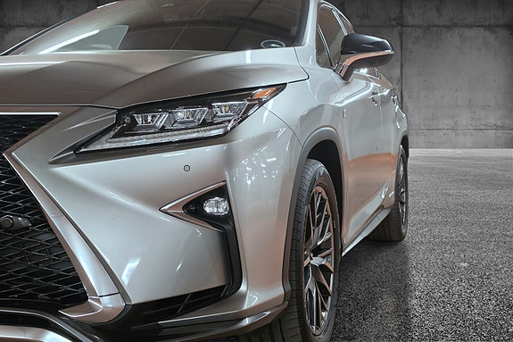 Lexus RX450h 4 of 30