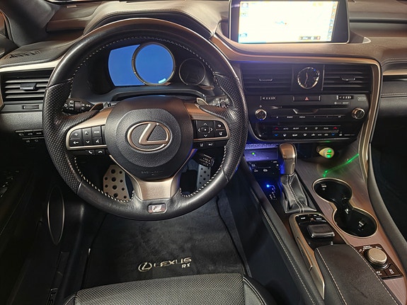 Lexus RX450h 16 of 30