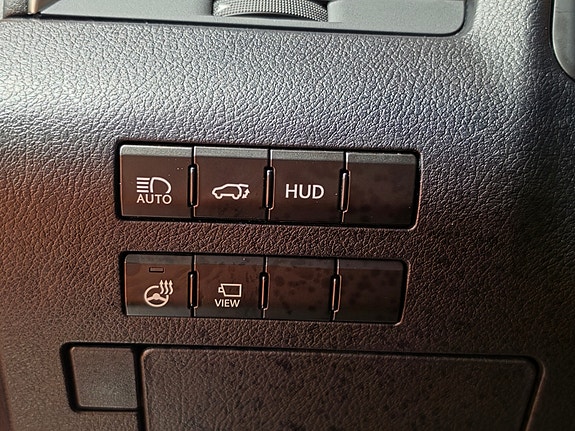 Lexus RX450h 18 of 30