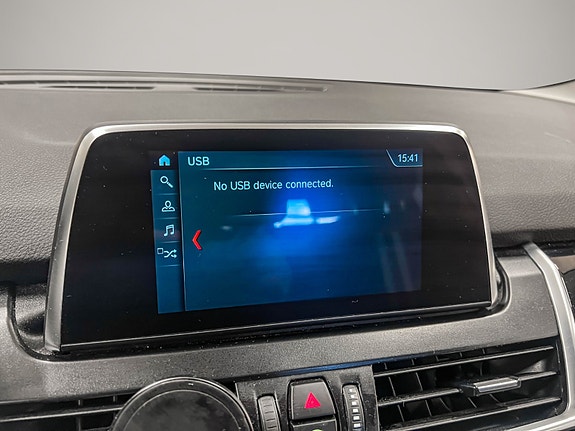 BMW 225xe 16 of 30