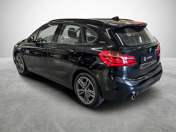 BMW 225xe 3 of 30