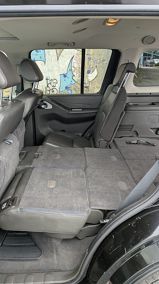 Nissan Pathfinder 23 of 30