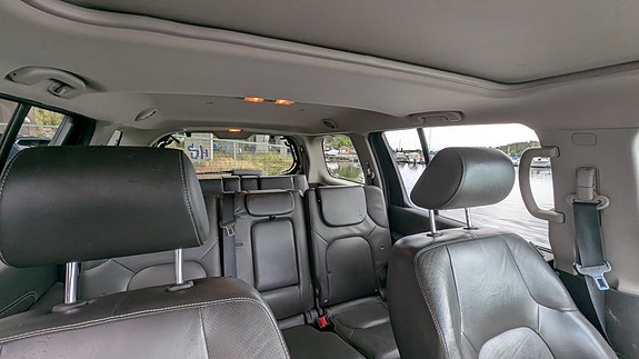 Nissan Pathfinder 9 of 30