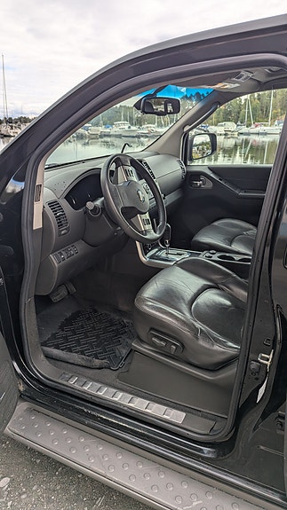 Nissan Pathfinder 30 of 30