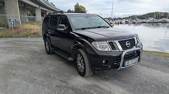 Nissan Pathfinder 2 of 30