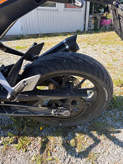 KTM 125 Duke 8 of 16
