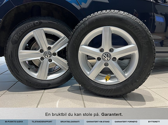 Volkswagen Golf VII 27 of 27