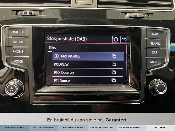 Volkswagen Golf VII 20 of 27