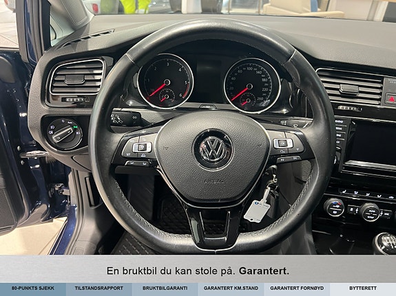 Volkswagen Golf VII 15 of 27