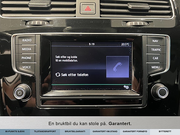 Volkswagen Golf VII 21 of 27