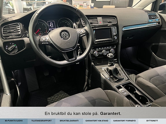 Volkswagen Golf VII 13 of 27