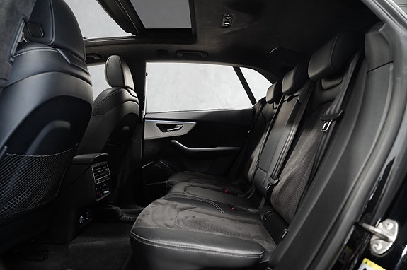 Audi Q8 24 of 30