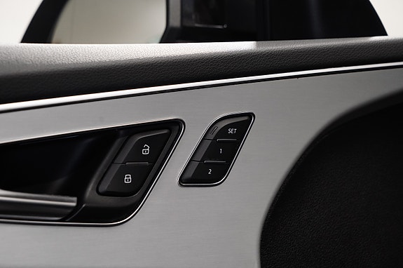 Audi Q8 23 of 30