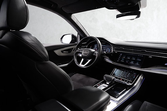 Audi Q8 26 of 30
