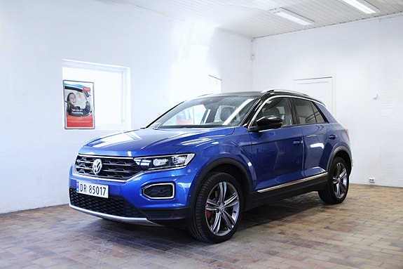 Volkswagen T-Roc 2 of 30